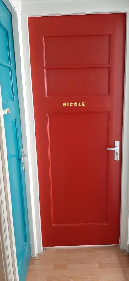 Nicole, Not For Parties, Not A Hotel, Room With Shared Bathroom, No Kitchen Amsterdam Exterior photo